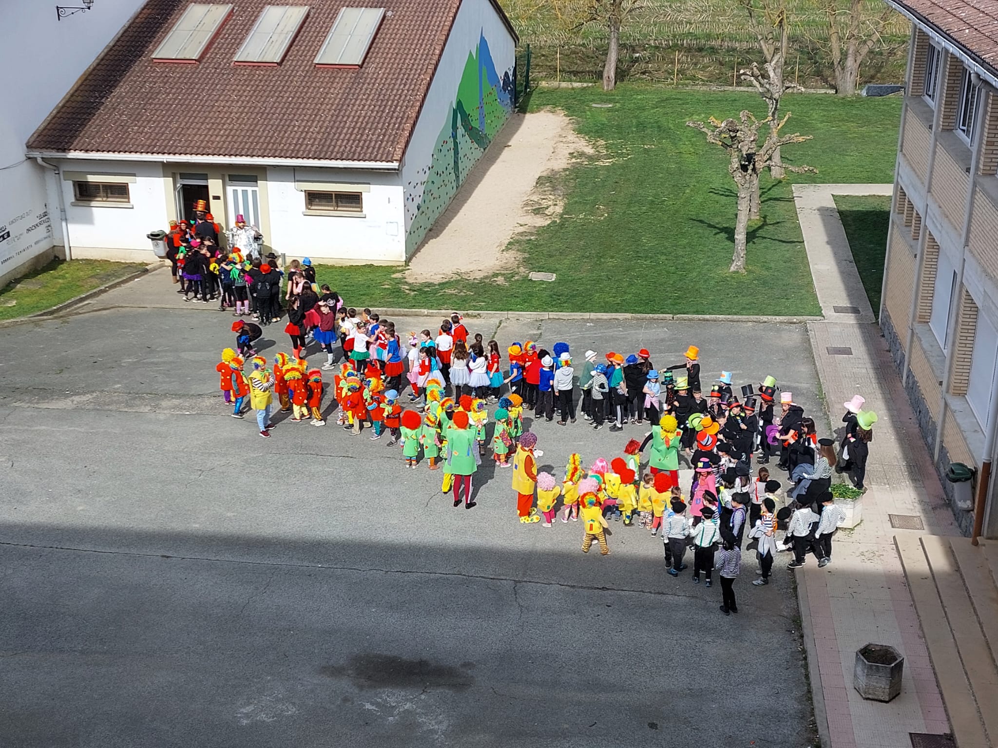 EL CIRCO DE LARRAINTZAR EN CARNAVALES